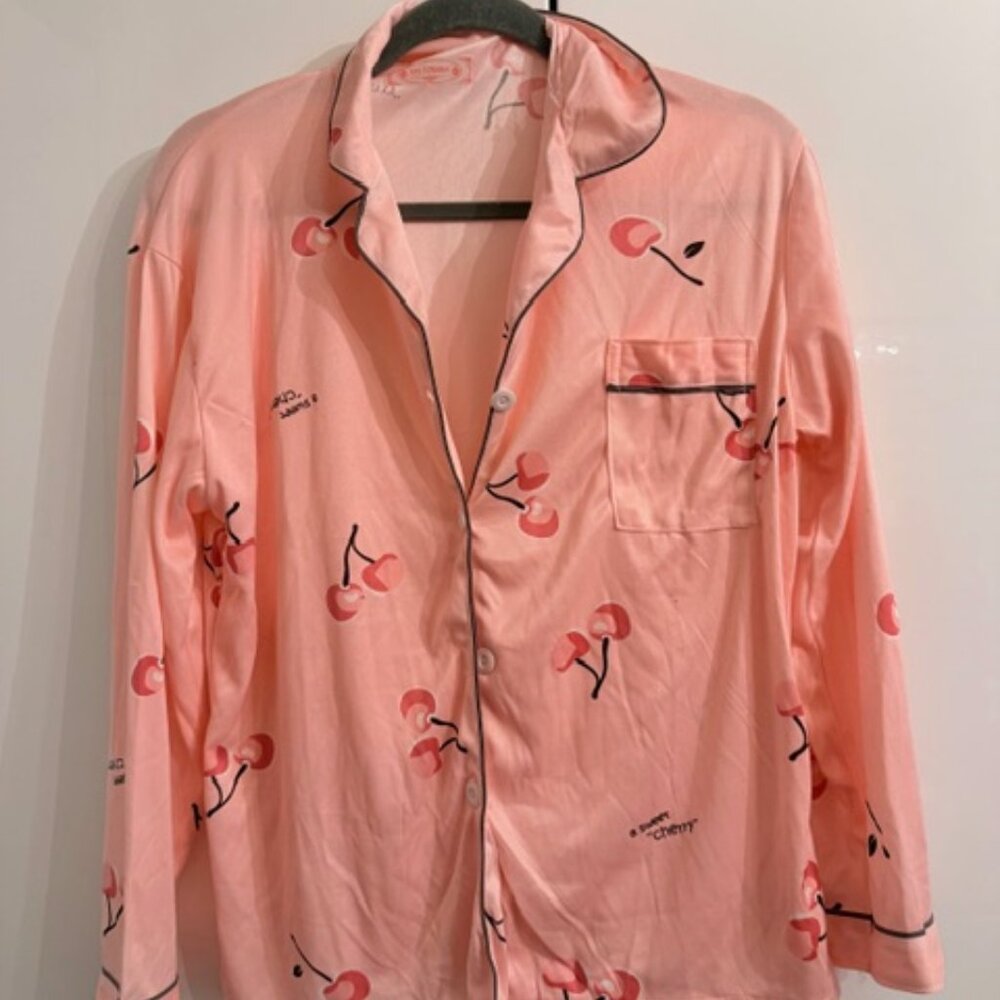 Pink pajamas, new, faux silk, stretch, size 6/8, new